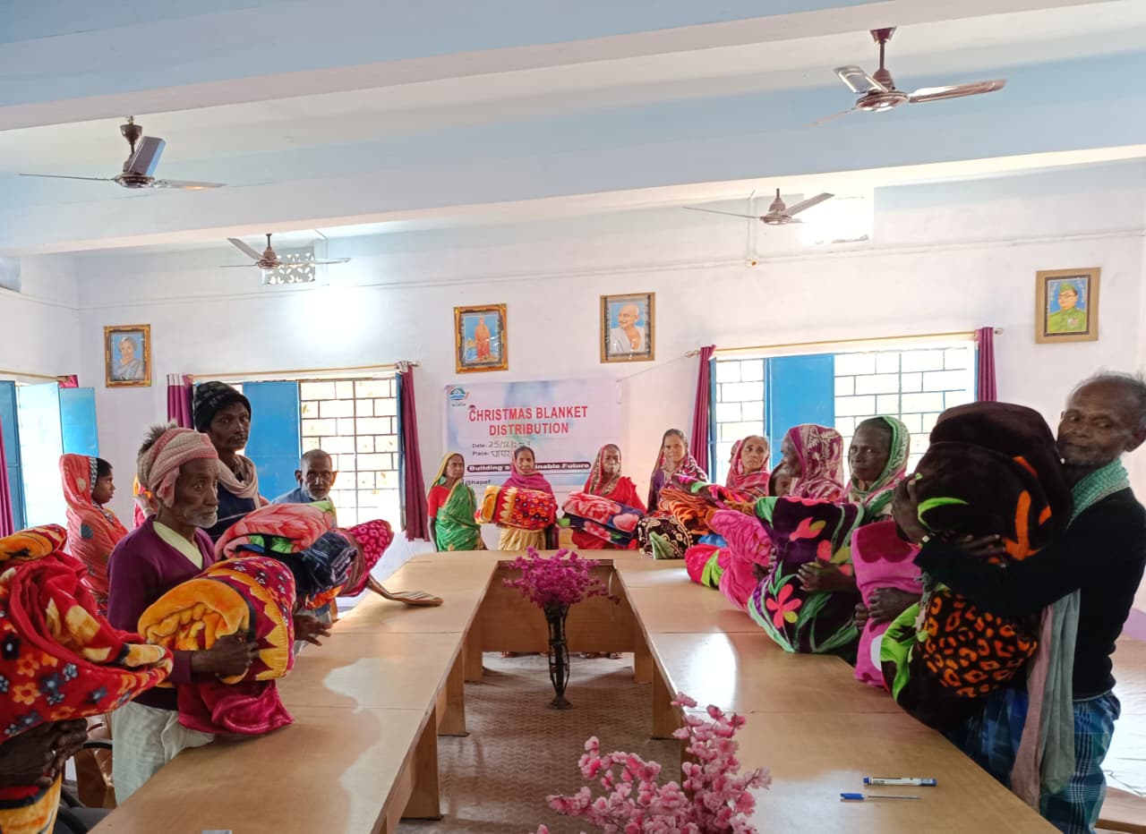 Community blanket distribution